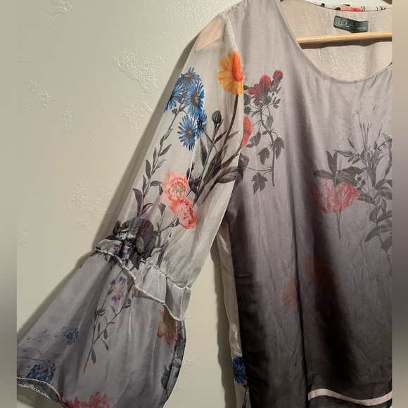 Lola Women's Long Sleeve Floral Blouse Made in Italy - Picture 4 of 12